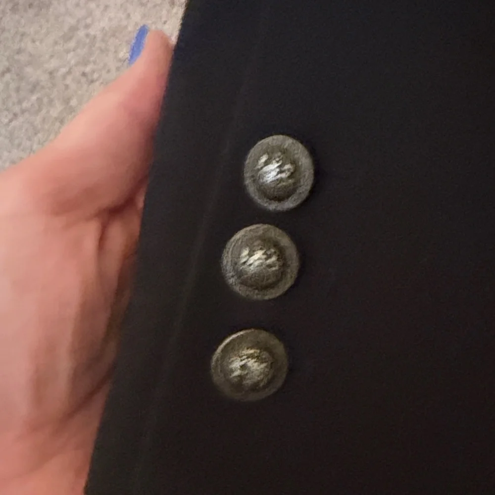 CAbi Black Single-Button Blazer with Chain-Print Lining - Picture 4 of 6